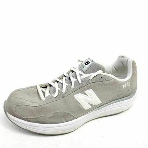 new balance country walkers